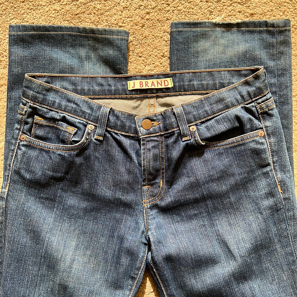 J brand cigarette leg jeans 28
